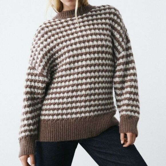 ZARA LARGE NWOT BROWN AND IVORY STRIPED CHUNKY KNIT BOYFRIEND SLOUCHY SWEATER - Picture 1 of 8